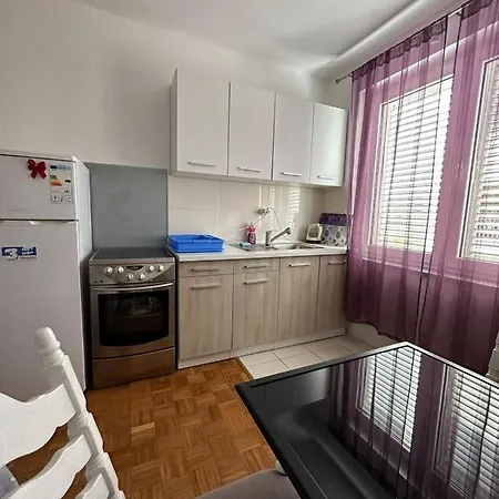 Mare Apartment Makarska